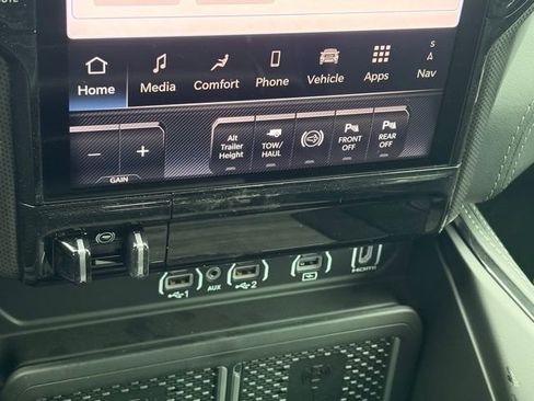 New 2026 RAM 3500 Limited AWD/4WD image 24