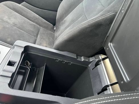 Used 2019 Nissan Murano SV image 30