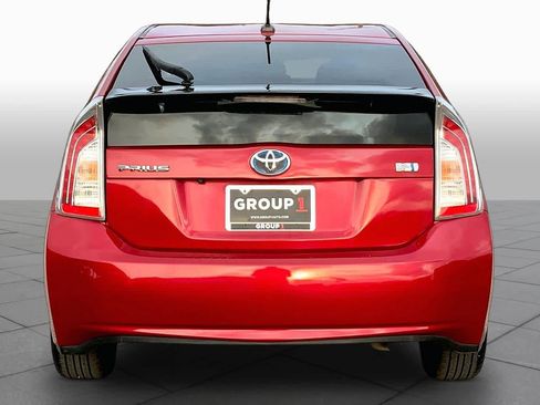 Used 2015 Toyota Prius Four FWD image 5