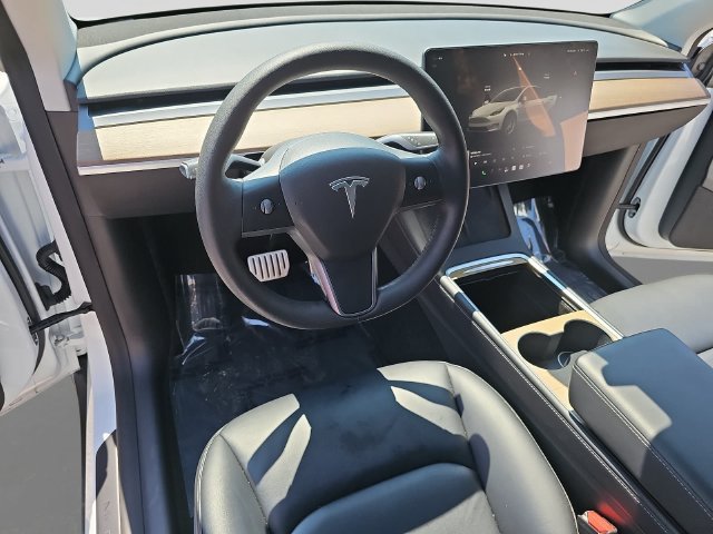 Used 2022 Tesla Model Y Performance AWD/4WD image 13