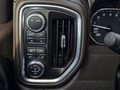 Used 2021 GMC Sierra 1500 SLT w/ X31 Off-Road Package AWD/4WD image 13