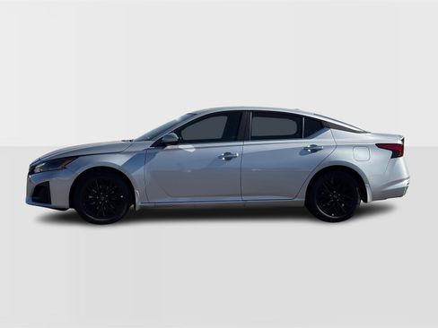 New 2025 Nissan Altima 2.5 SV w/ SV Special Edition Package image 2