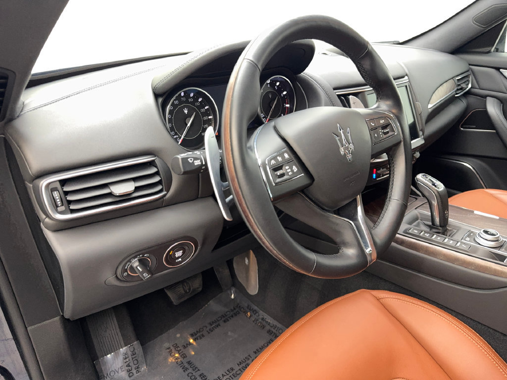 Used 2023 Maserati Levante GT AWD/4WD image 53