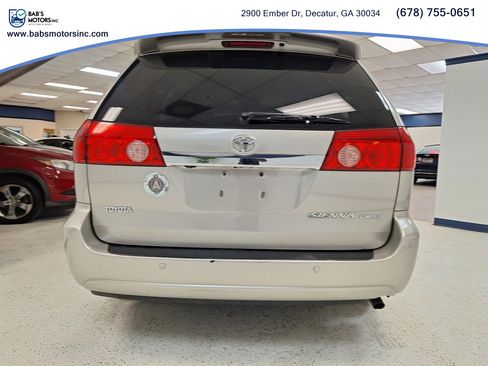 Used 2007 Toyota Sienna FWD image 8