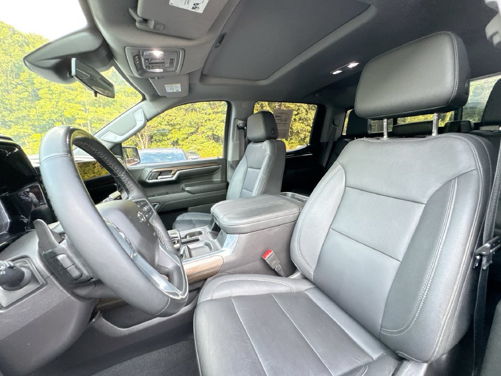Used 2024 Chevrolet Silverado 1500 LT Trail Boss w/ LT Trail Boss Premium Package AWD/4WD image 13