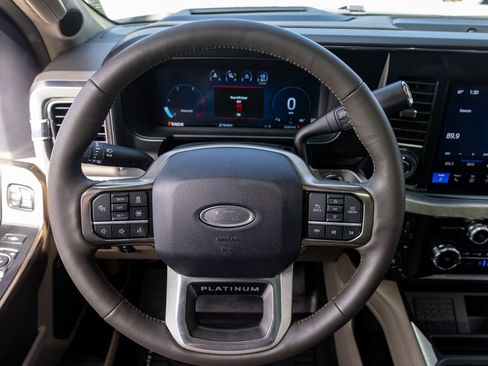 Used 2026 Ford F450 Platinum w/ Platinum Plus Package image 20