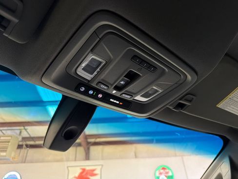 Used 2019 Chevrolet Silverado 1500 RST w/ All-Star Edition RWD image 23
