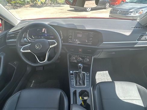 Used 2023 Volkswagen Jetta SE w/ Panoramic Sunroof Package image 48
