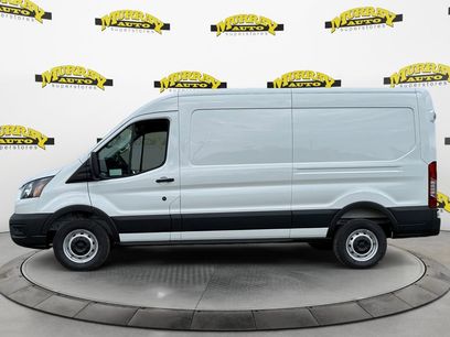 New 2025 Ford Transit 250 148 Medium Roof w/ Load Area Protection Package