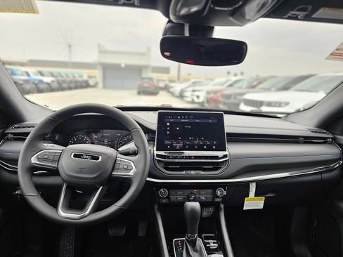 New 2026 Jeep Compass Latitude AWD/4WD image 24