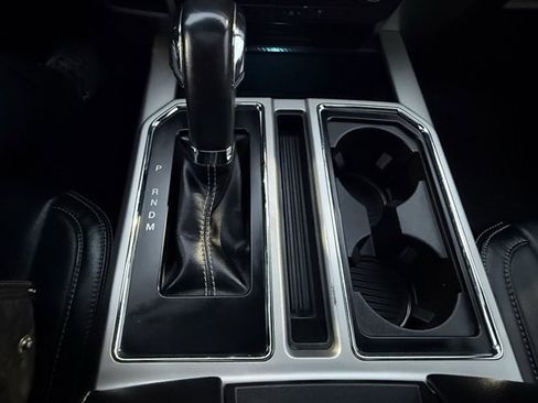 Used 2019 Ford F150 Lariat w/ Equipment Group 502A Luxury image 19