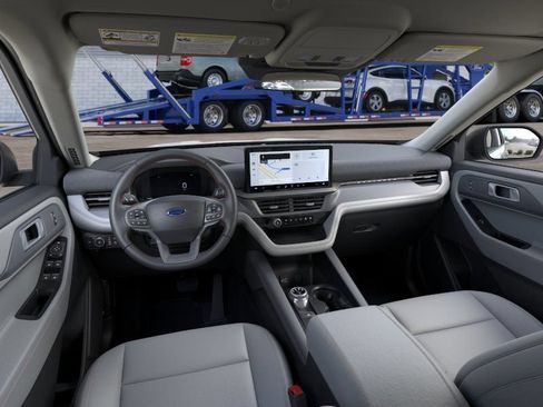 New 2026 Ford Explorer Active w/ Active Comfort Package RWD image 9