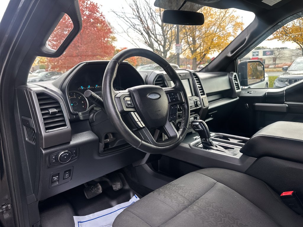 Used 2018 Ford F150 XLT w/ Equipment Group 302A Luxury AWD/4WD image 11