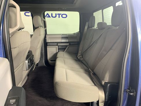 Used 2017 Ford F150 XLT w/ Equipment Group 302A Luxury AWD/4WD image 32