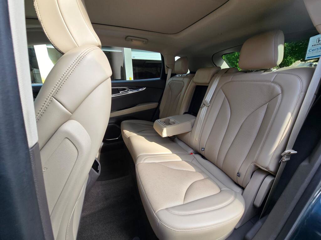 Used 2022 Lincoln Nautilus Reserve w/ Equipment Group 201A AWD/4WD image 19