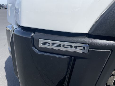 Certified 2025 GMC Sierra 2500 AT4X AWD/4WD image 33