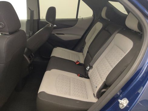 Used 2022 Chevrolet Equinox LS w/ LS Convenience Package FWD image 18