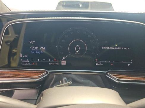 Used 2021 Cadillac Escalade ESV Premium Luxury w/ Driver Assist Tech Package RWD image 16