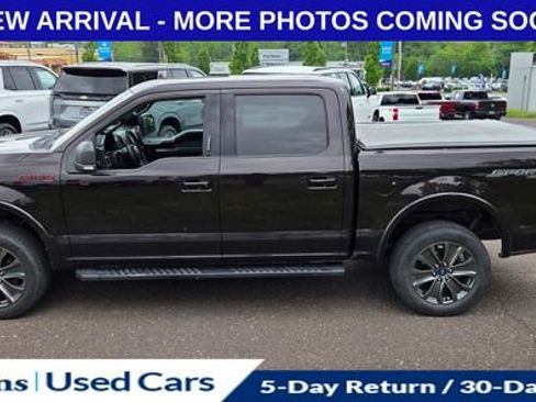 Used 2018 Ford F150 XLT w/ Equipment Group 302A Luxury AWD/4WD image 4