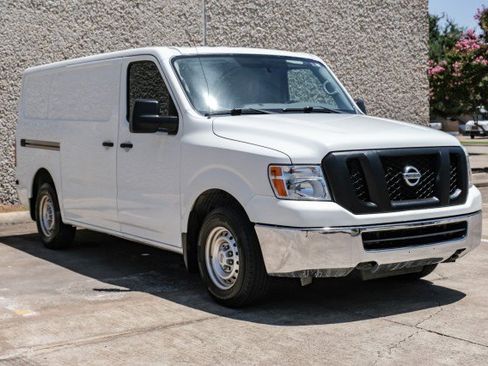 Used 2021 Nissan NV 2500 S RWD image 6