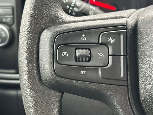 Used 2025 Chevrolet Silverado 1500 Custom image 36