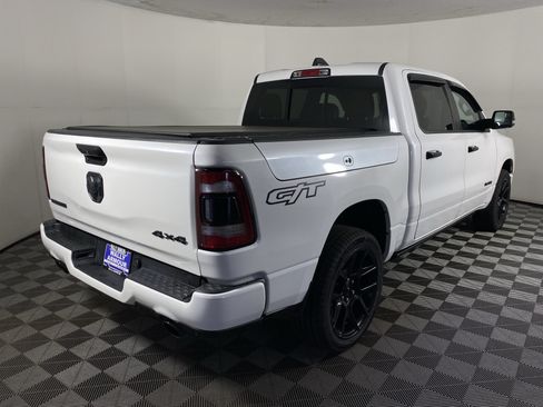 Used 2024 RAM 1500 Laramie AWD/4WD image 9