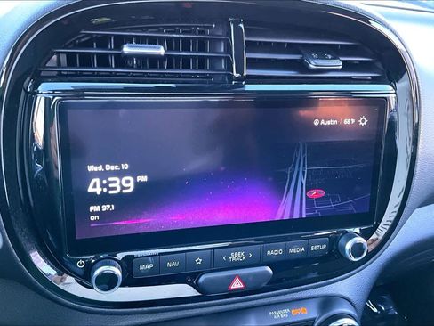 Certified 2023 Kia Soul EX image 31