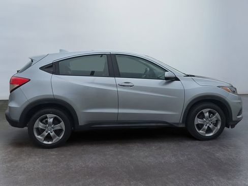 Used 2019 Honda HR-V LX image 6