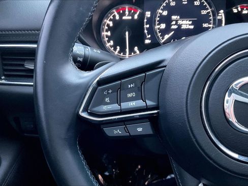 Used 2023 MAZDA CX-5 Signature image 10