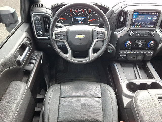 Used 2021 Chevrolet Silverado 2500 LTZ w/ LTZ Convenience Package AWD/4WD image 3