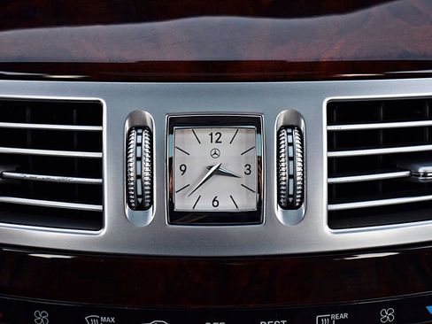 Used 2013 Mercedes-Benz S 550 image 33