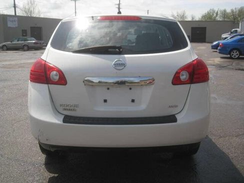 Used 2014 Nissan Rogue S image 6