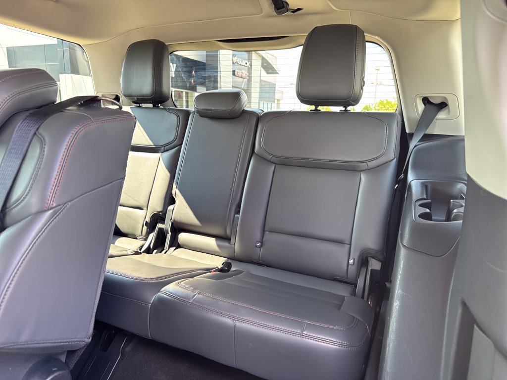 Used 2025 Ford Expedition Active AWD/4WD image 37