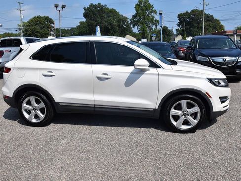 Used 2018 Lincoln MKC Premiere FWD image 6
