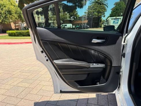 Used 2018 Dodge Charger R/T RWD image 48