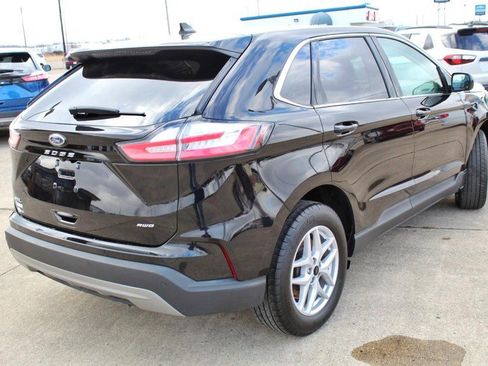 Used 2024 Ford Edge SEL image 4