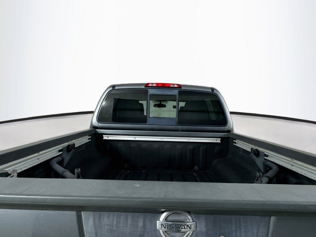 Used 2018 Nissan Frontier SV w/ Value Truck Package AWD/4WD image 28