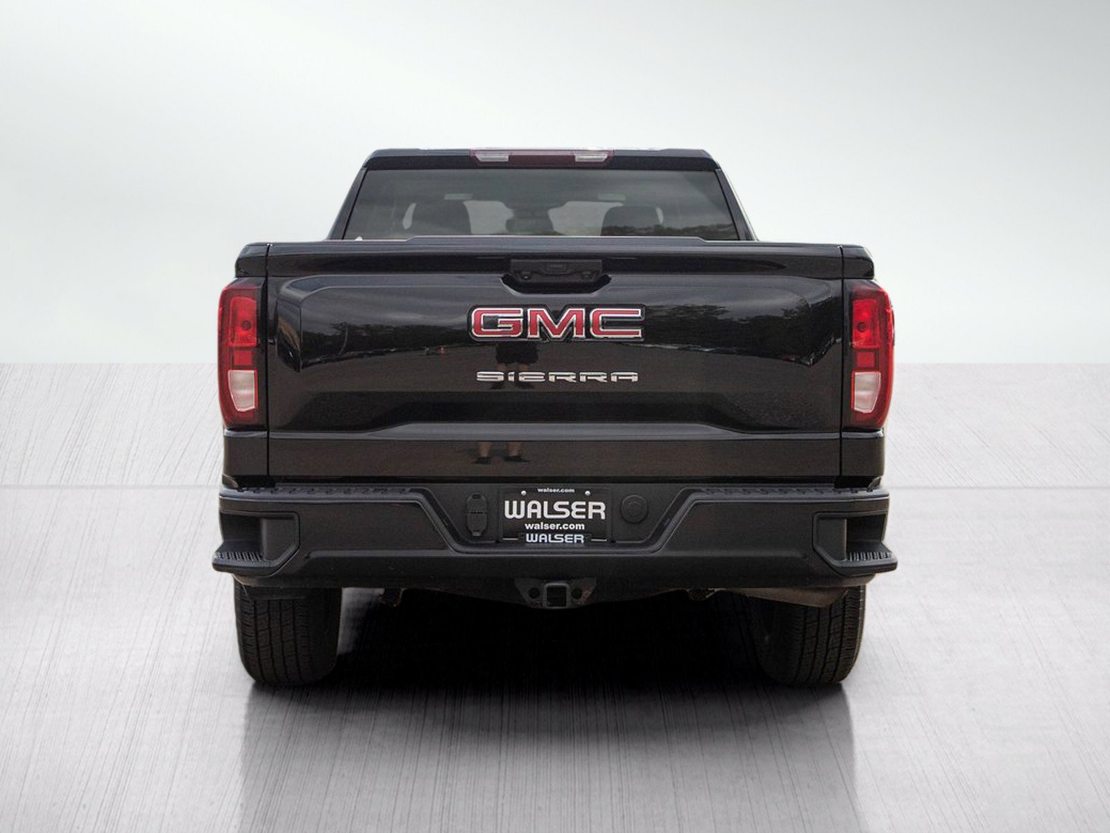 Used 2024 GMC Sierra 1500 Pro w/ Graphite Edition AWD/4WD image 4