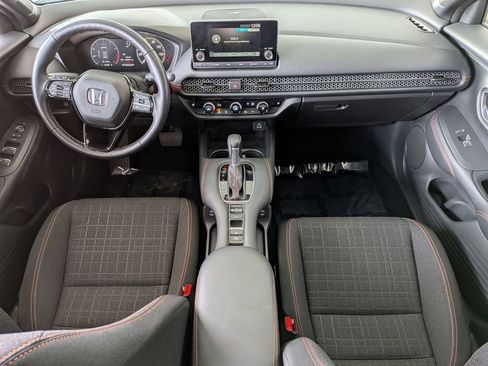 Used 2025 Honda HR-V Sport image 28