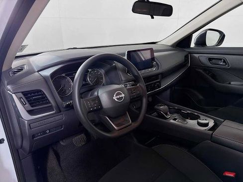 Certified 2025 Nissan Rogue S image 7