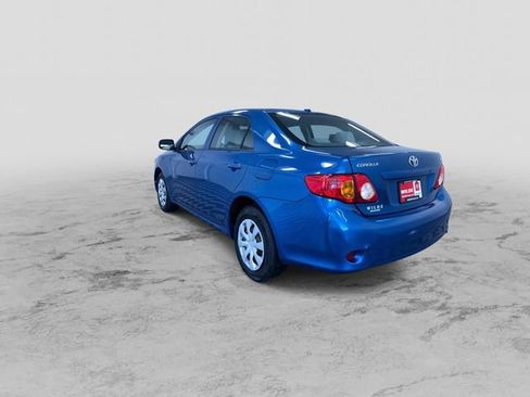 Used 2010 Toyota Corolla LE image 8
