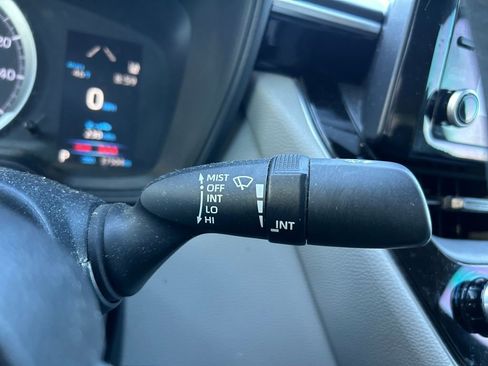 Certified 2022 Toyota Corolla LE image 19