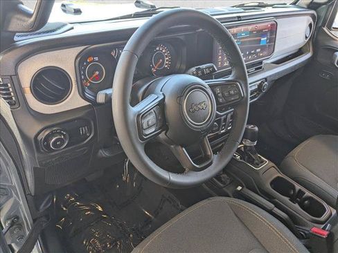 Certified 2025 Jeep Wrangler Sport AWD/4WD image 10