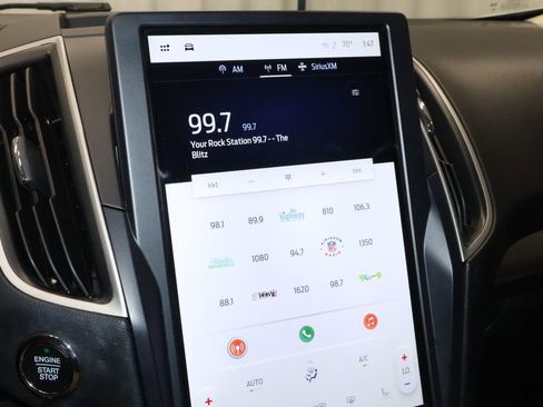 Certified 2023 Ford Edge SEL w/ Convenience Package image 2