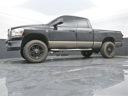 Used 2009 Dodge Ram 2500 Truck SLT w/ Popular Equipment Group image 34