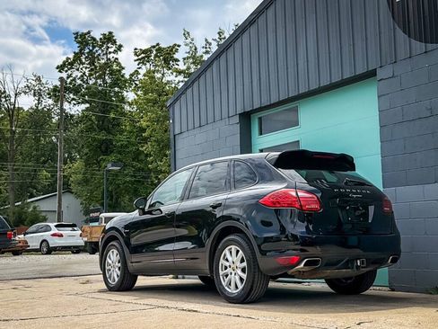 Used 2014 Porsche Cayenne Diesel AWD/4WD image 4