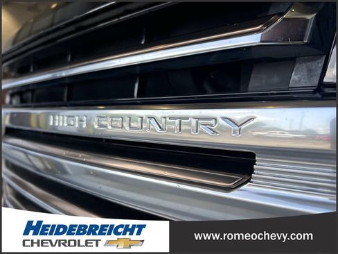 Used 2023 Chevrolet Tahoe High Country w/ Premium Package AWD/4WD image 40