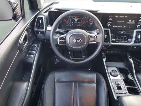 Certified 2021 Kia Sorento S image 11