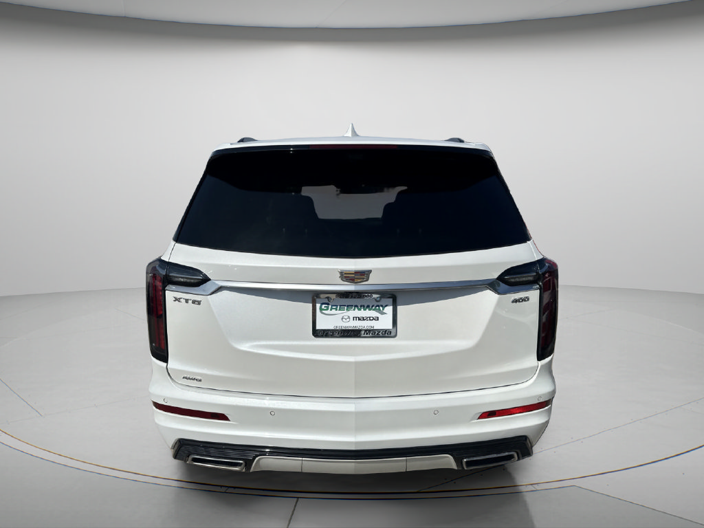 Used 2023 Cadillac XT6 Sport w/ Technology Package AWD/4WD image 6