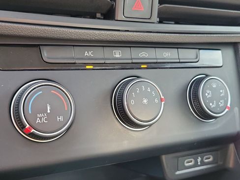 Used 2024 Volkswagen Jetta S FWD image 25